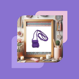 A promotional image for an online bead knitting workshop, featuring a completed beaded bag necklace n purple, displayed in a frame, surrounded by various decorative items on a purple background.